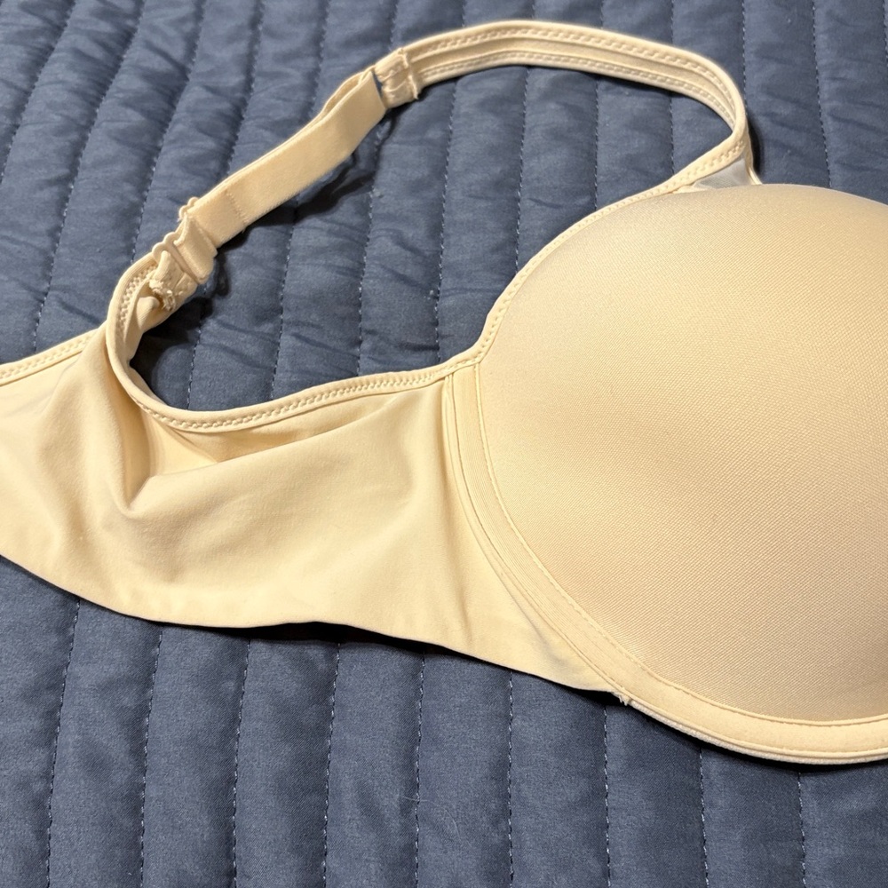 Bali 42B bra, nude, NWOT - Picture 2 of 9